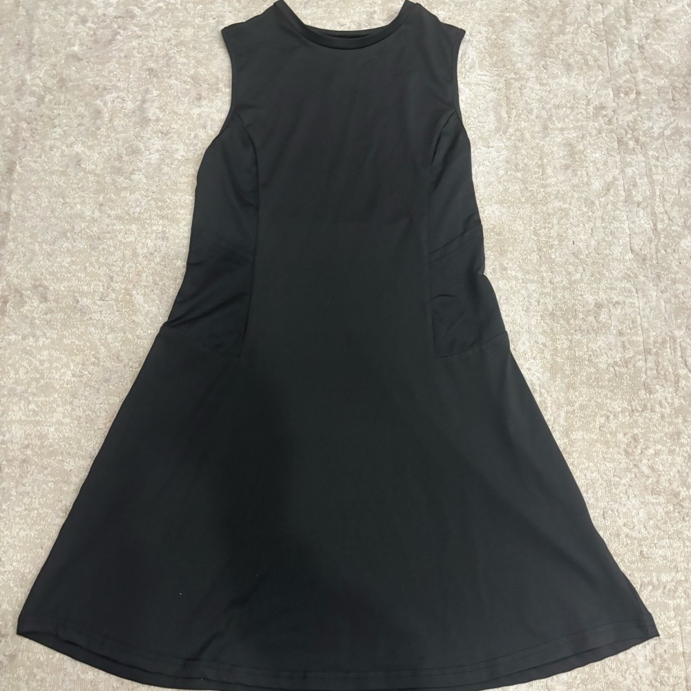 Elegant Black Sleeveless Dress